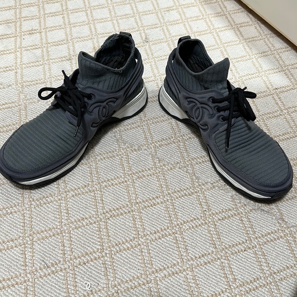 CHANEL Interlocking CC Sock Sneakers Trainers - Picture 2 of 11